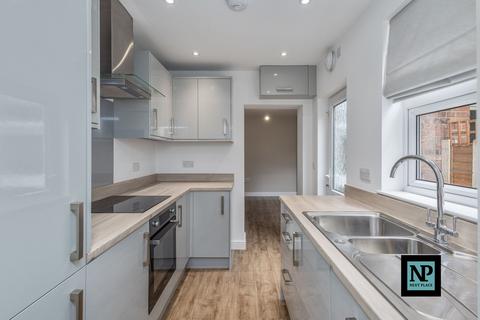 10 Fairfields Hill, Polesworth, Tamworth, B78 1HJ