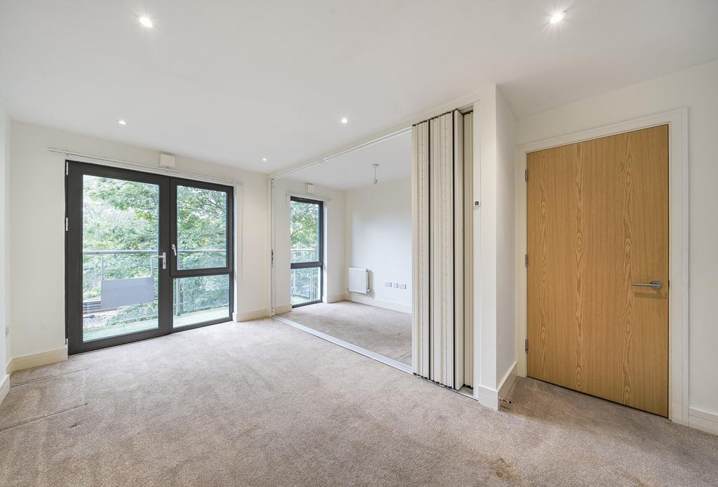 1335147-5-6891eba...