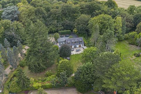 5 bedroom detached house for sale, Park Road, Banstead