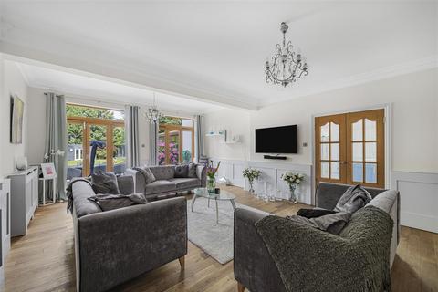 undefined, Park Road, Banstead