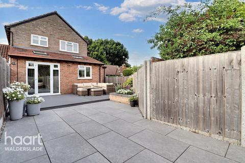 undefined, Chippendale Close, Chatham