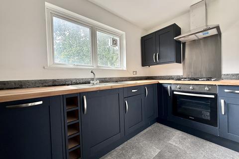 1 bedroom flat for sale, Hickmore Walk, London SW4