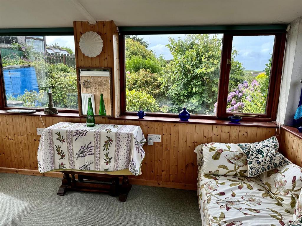 Garden Room.jpg