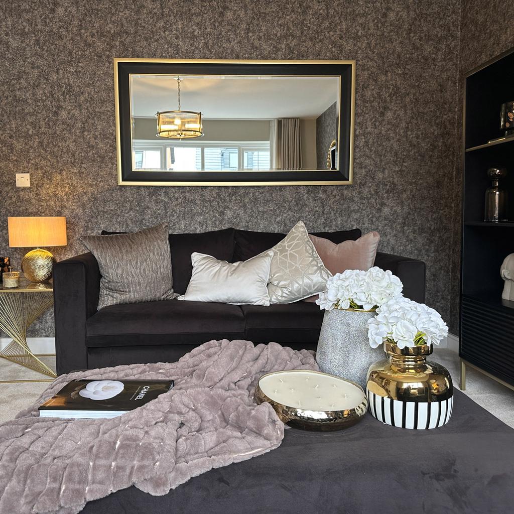 Example Lounge