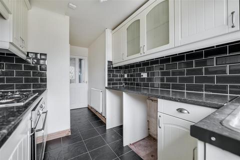 33 Briar Road, Leicester, LE5 2HB