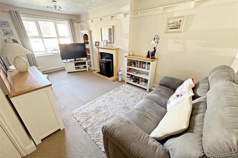 undefined, Foxglove Gardens, Grimsby, N.E. Lincs, DN35 5XN