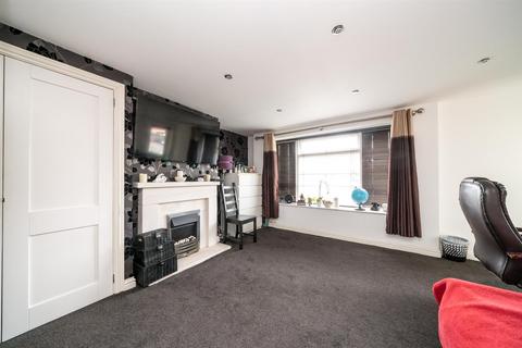2 bedroom flat for sale, Everest Way, Hemel Hempstead