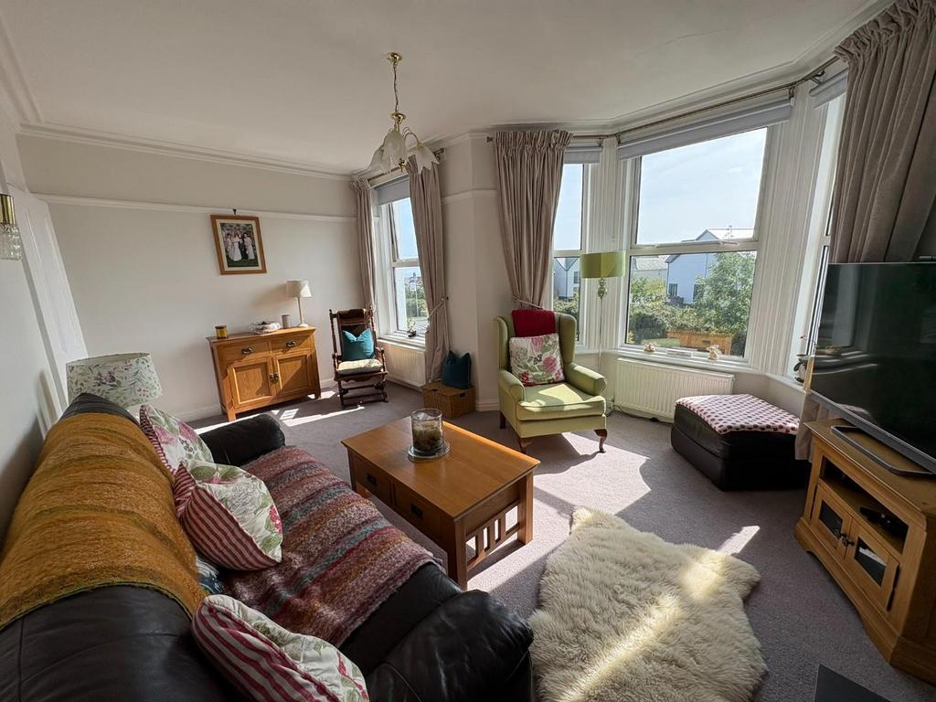 Sitting Room Bed 2.JPEG