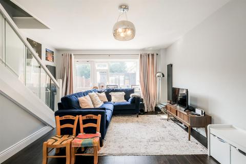 1 Field Close, London, E4 9DJ