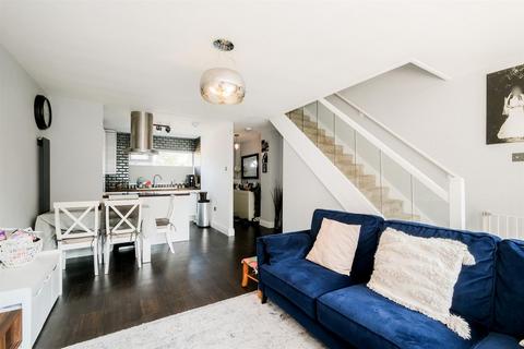 1 Field Close, London, E4 9DJ