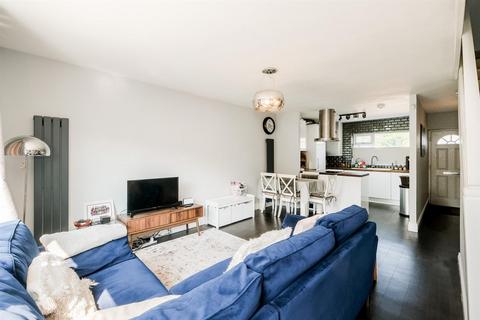 1 Field Close, London, E4 9DJ