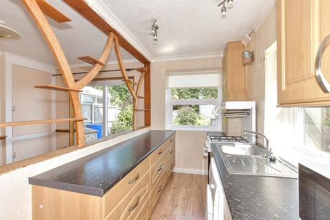 3 bedroom semi-detached house for sale, Shalloak Road, Canterbury CT2