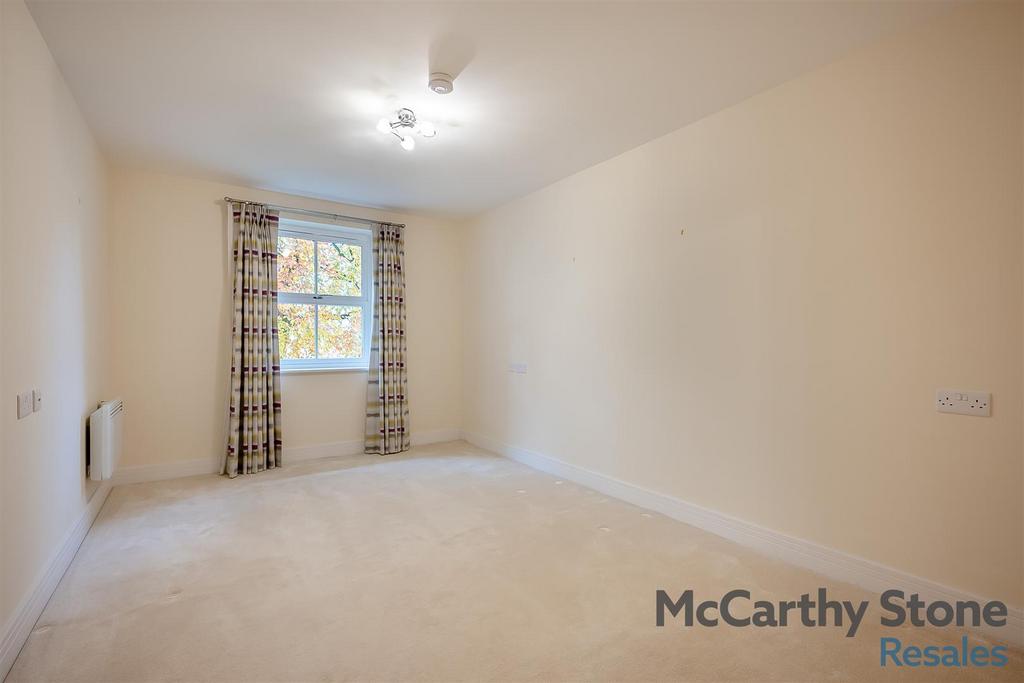 8667978-interior01.jpg