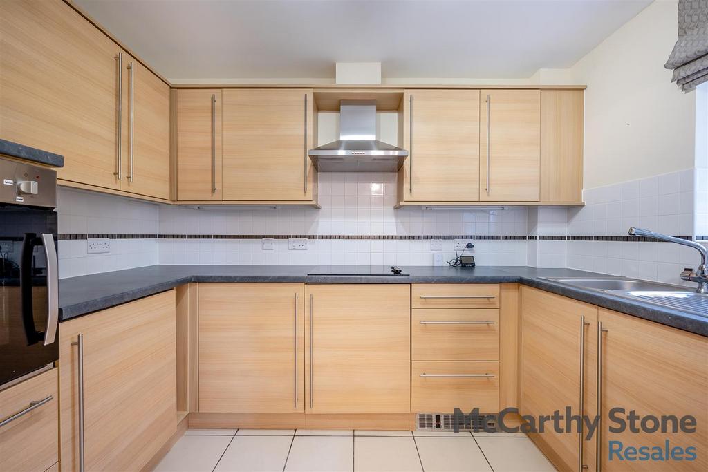 8667978-interior06.jpg