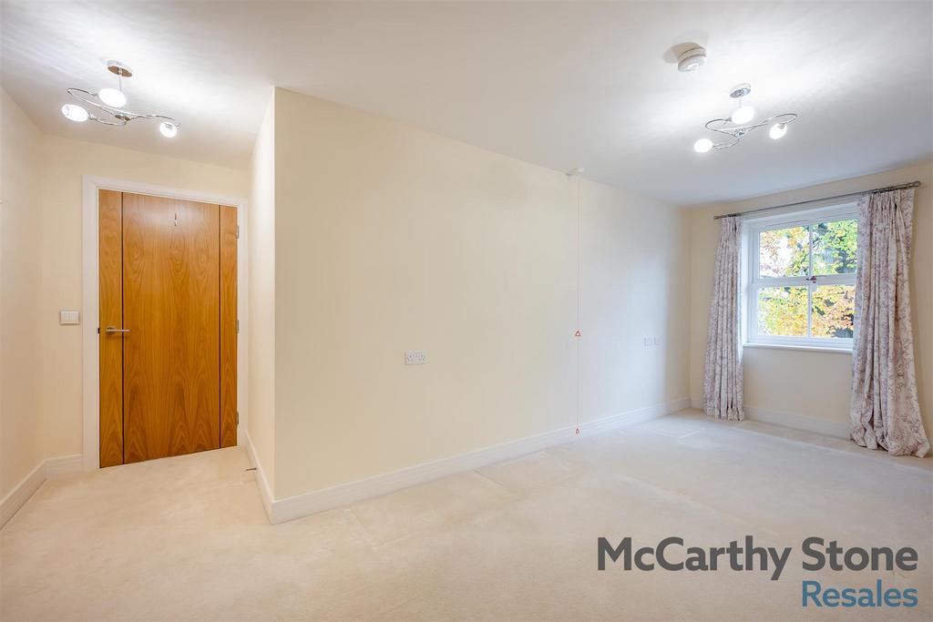 8667978-interior25.jpg