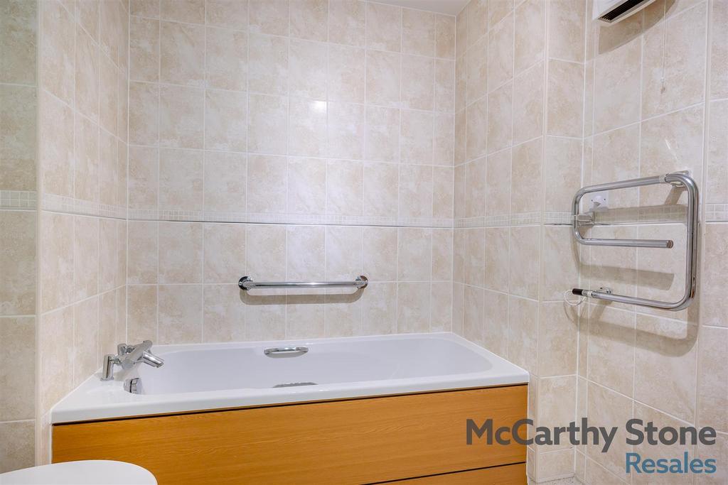 8667978-interior20.jpg