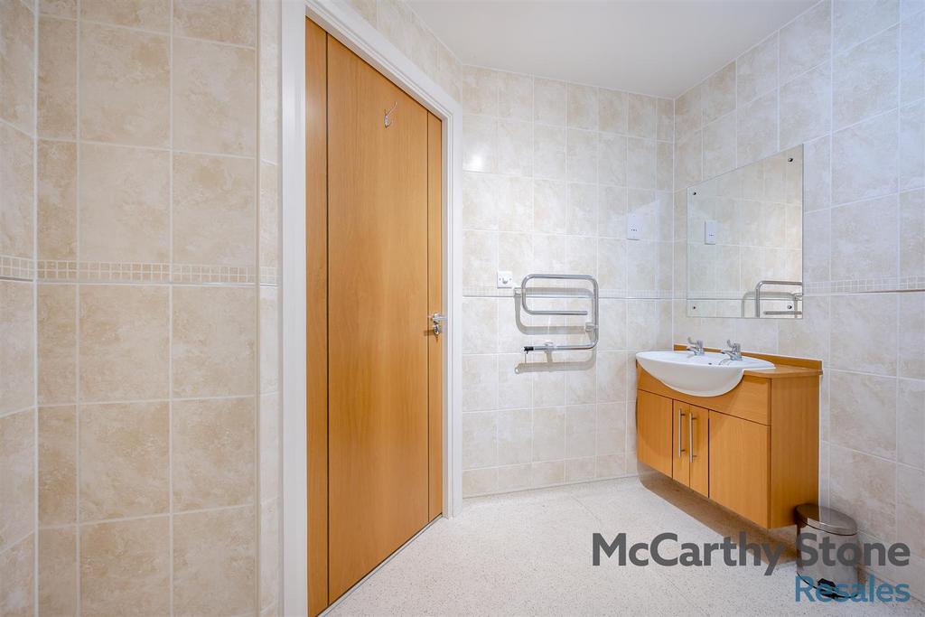 8667978-interior28.jpg