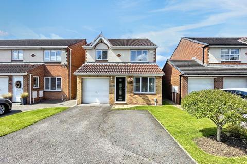 3 bedroom detached house for sale, Balmoral Drive, Peterlee, Durham, SR8 1QP