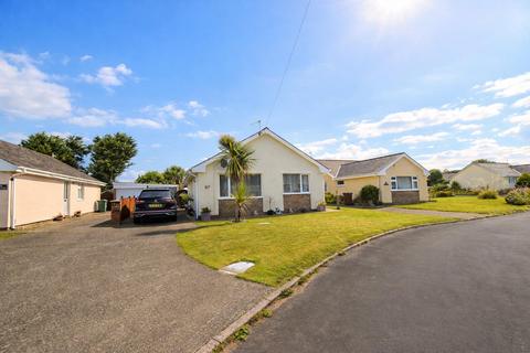 3 bedroom detached house for sale, Cefn Y Gader, Morfa Bychan