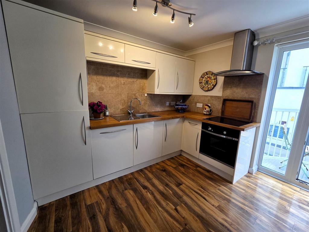 Kitchen.jpg