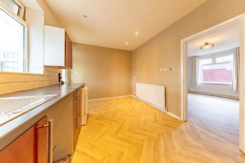 3 bedroom terraced house for sale, Bramble Avenue, Oldham OL4
