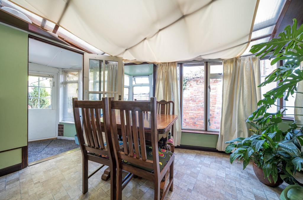 -6893747594219-l-1333649-26-68913a21d879f-ARW