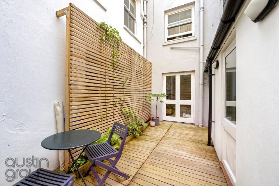 Wykeham Terrace, 5, LGF-005 (Custom).JPG