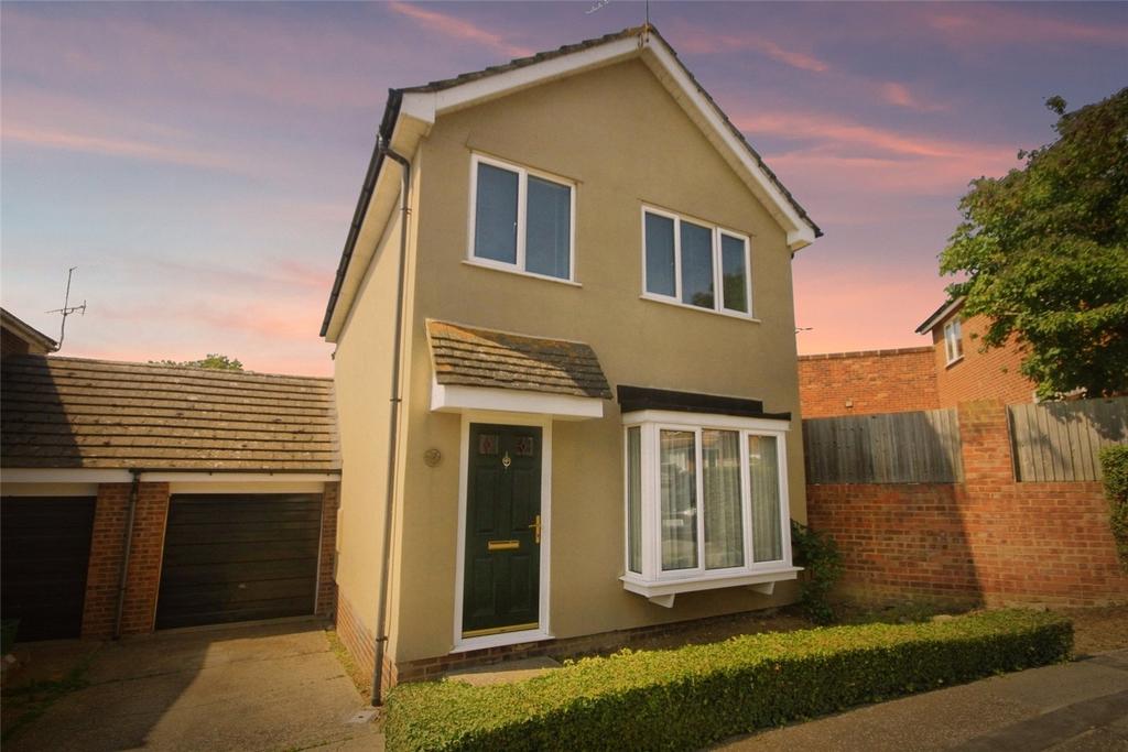 Bankside Close, South Woodham... 3 bed link detached house - £375,000