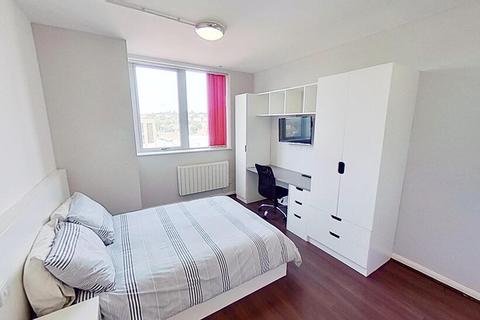 Studio to rent, Milton Street, Nottingham NG1