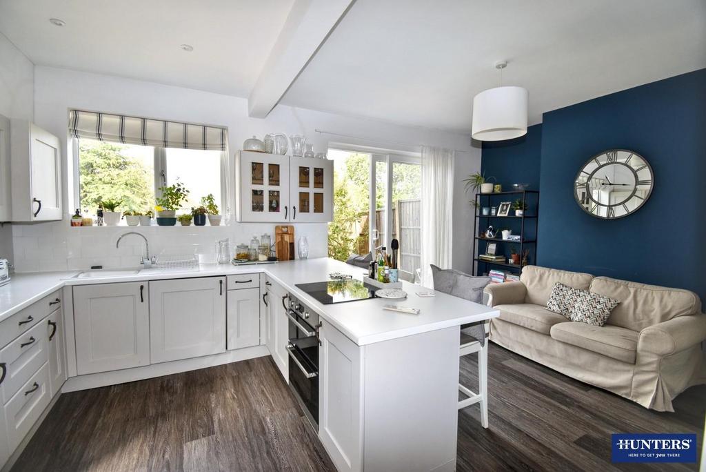 Kitchen/Living area