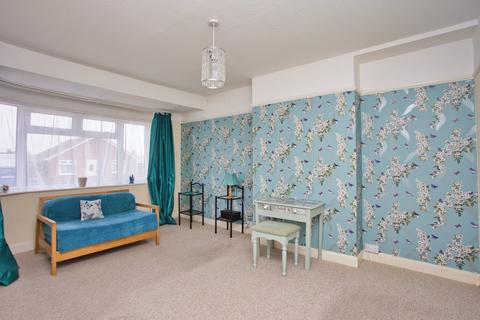 41 Alexandra Road, Capel Le Ferne, Folkestone, CT18 7LS