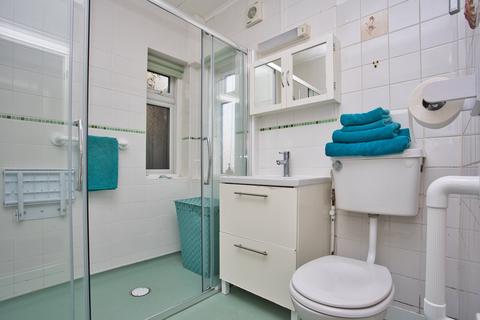 41 Alexandra Road, Capel Le Ferne, Folkestone, CT18 7LS