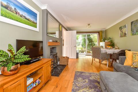 182 Hunt Road, Tonbridge, TN10 4BJ