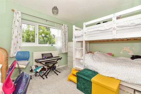 182 Hunt Road, Tonbridge, TN10 4BJ