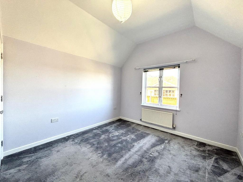 Bedroom 1.jpeg