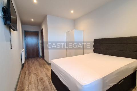 Studio to rent, Renaissance Works, New Street, Huddersfield, HD1 2AS