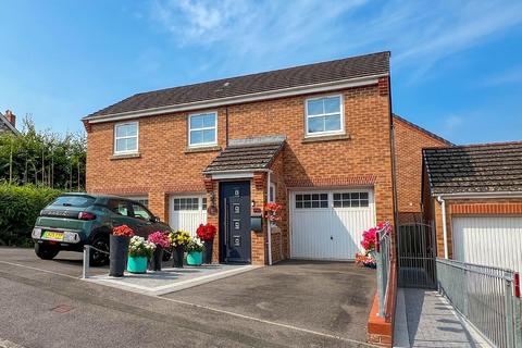 Underwood Place, Brackla, Bridgend County Borough, CF31 2LS