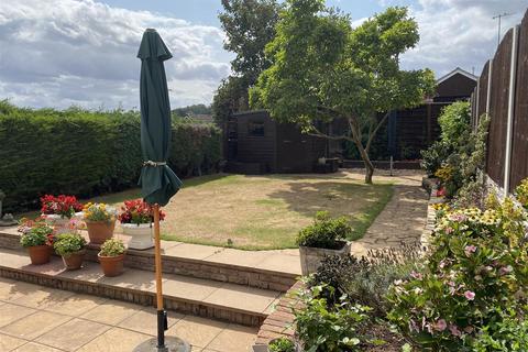 3 bedroom link detached house for sale, Abberley Avenue, Stourport-On-Severn