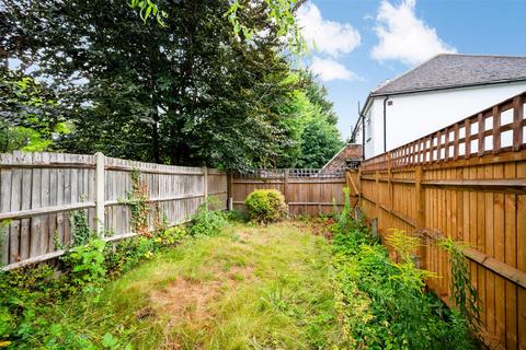 2 bedroom flat for sale, Pixham Court, Wimbledon SW19