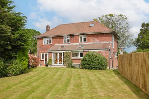 4 bedroom detached house for sale, 195 Mayals Road, Mayals