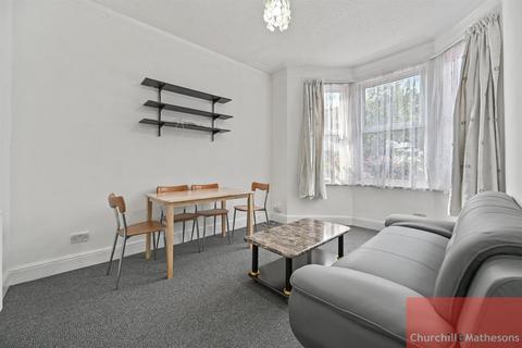 2 bedroom flat for sale, Maybury Gardens, London
