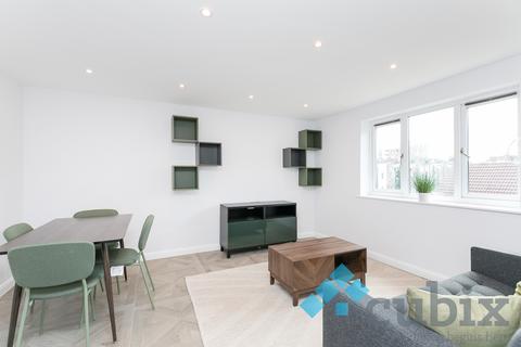 2 bedroom flat to rent, Searles Road, London SE1