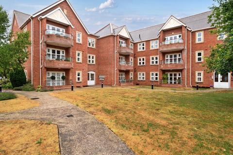 3 bedroom flat for sale, Woodfield Gardens,  Hereford,  HR2
