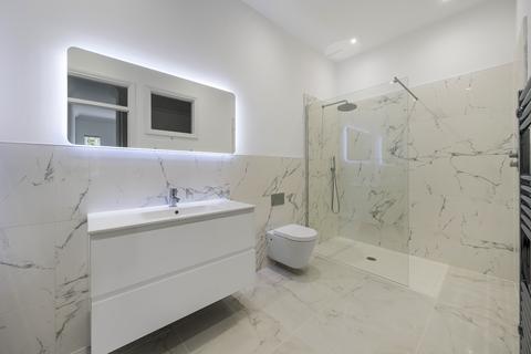 3 bedroom apartment to rent, Greenhill, Weymouth