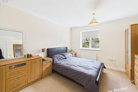 undefined, Trenchard Avenue, Wendover