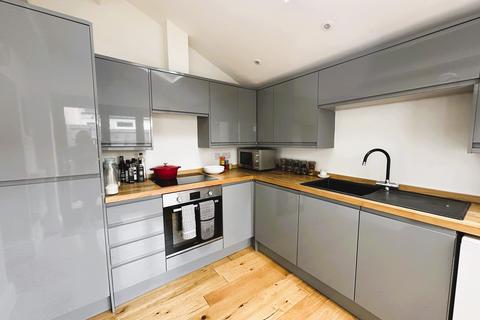 95 Rhiw Road, Rhiwfawr, Swansea, SA9 2RF