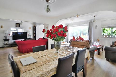 2 Thetford Road, New Malden, KT3 5DN