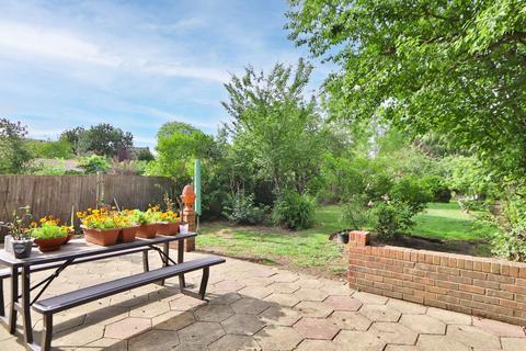2 Thetford Road, New Malden, KT3 5DN