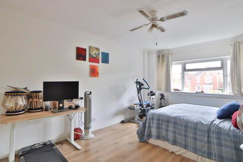 2 Thetford Road, New Malden, KT3 5DN