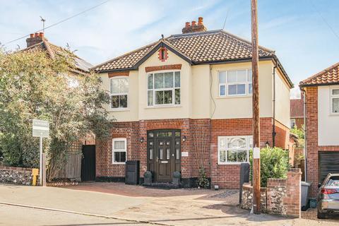 undefined, Thunder Lane, Thorpe St. Andrew, Norwich